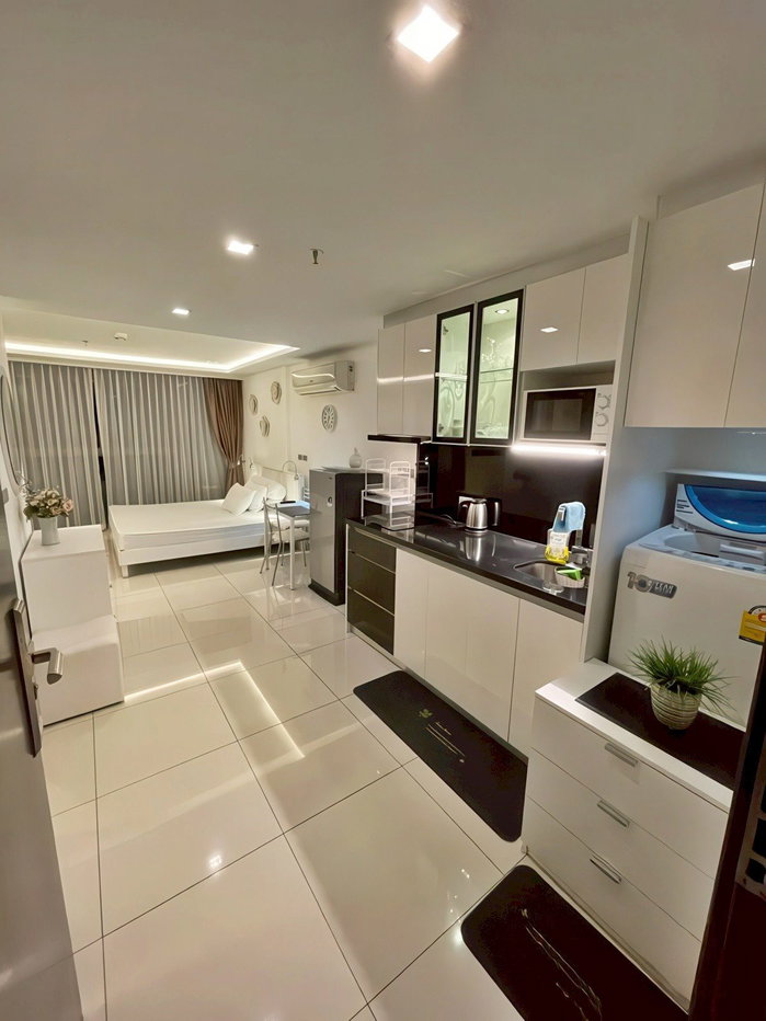 รูป Wongamat Tower Condo Studio for Sale - รูปที่ 1/5