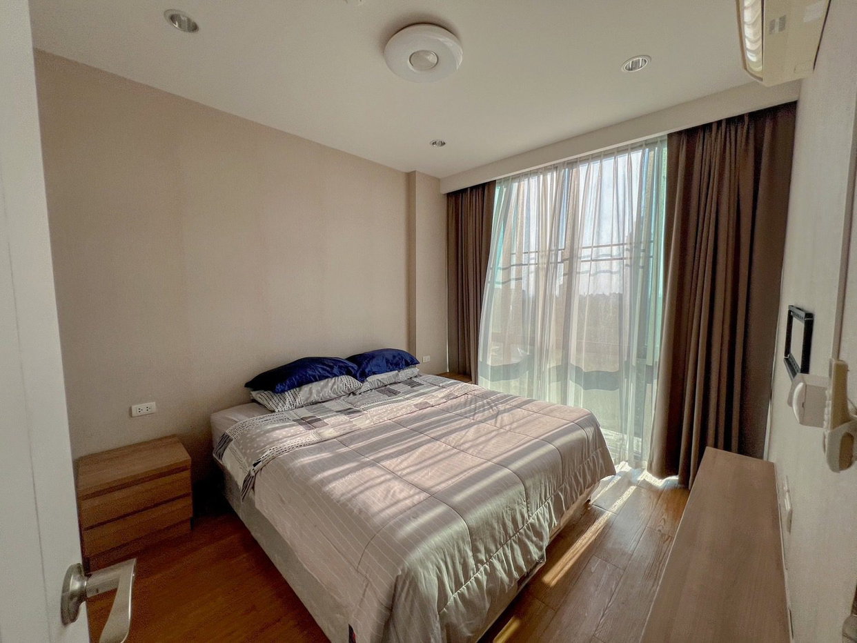picture The Green Boulevard Condo 1 Bedroom for Rent - 6/13