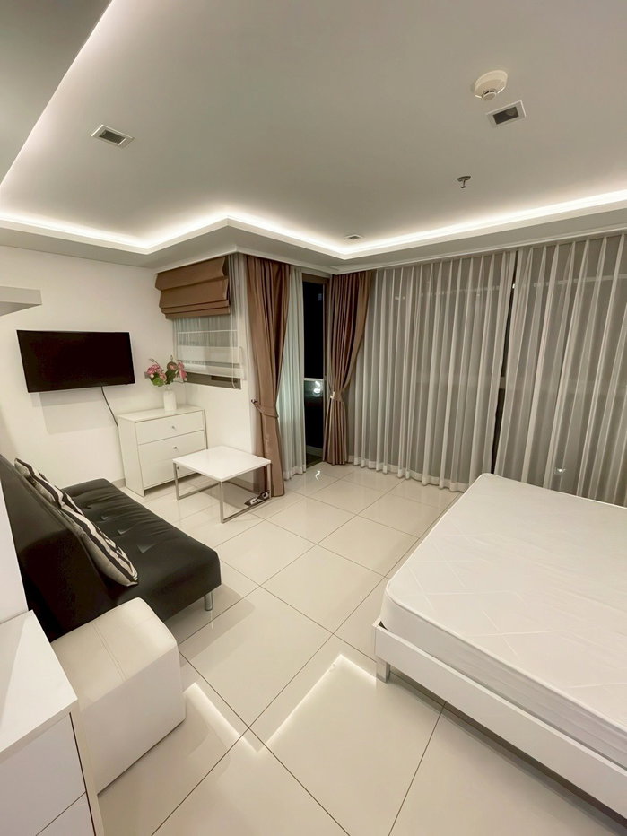 รูป Wongamat Tower Condo Studio for Sale - รูปที่ 4/5