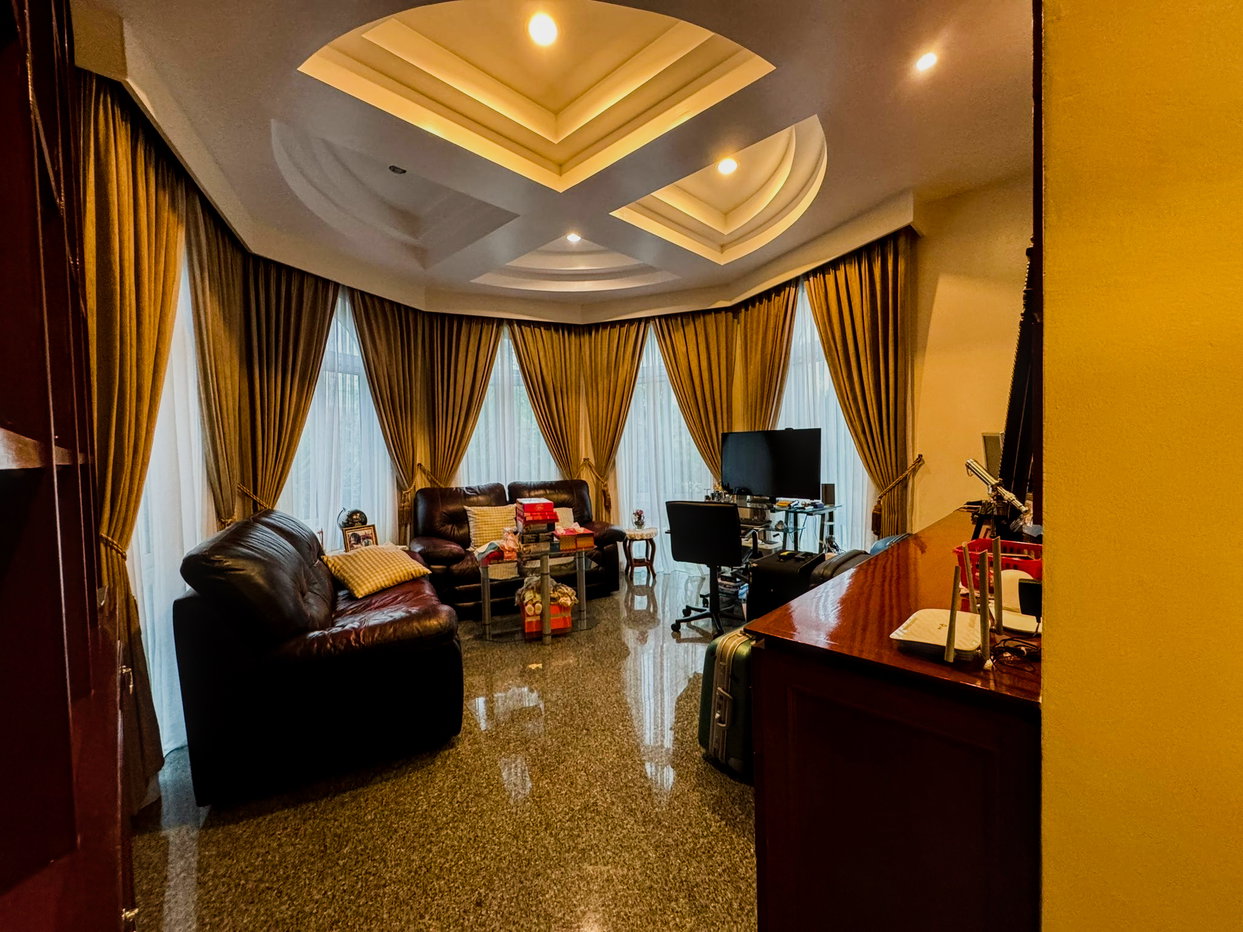 รูป Luxury Pool Villa for Sale – Pratumnak Hill, Pattaya - รูปที่ 7/21