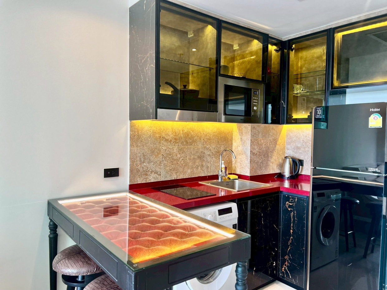 รูป Riviera Ocean Drive – 1-Bedroom Sea View Condo for Sale - รูปที่ 5/15