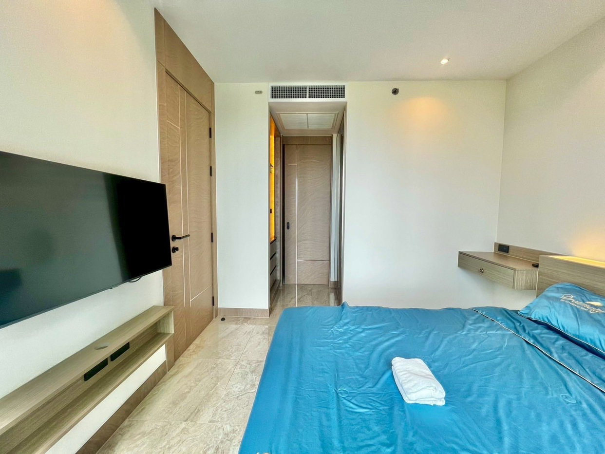 รูป Riviera Ocean Drive – 1-Bedroom Sea View Condo for Sale - รูปที่ 10/15