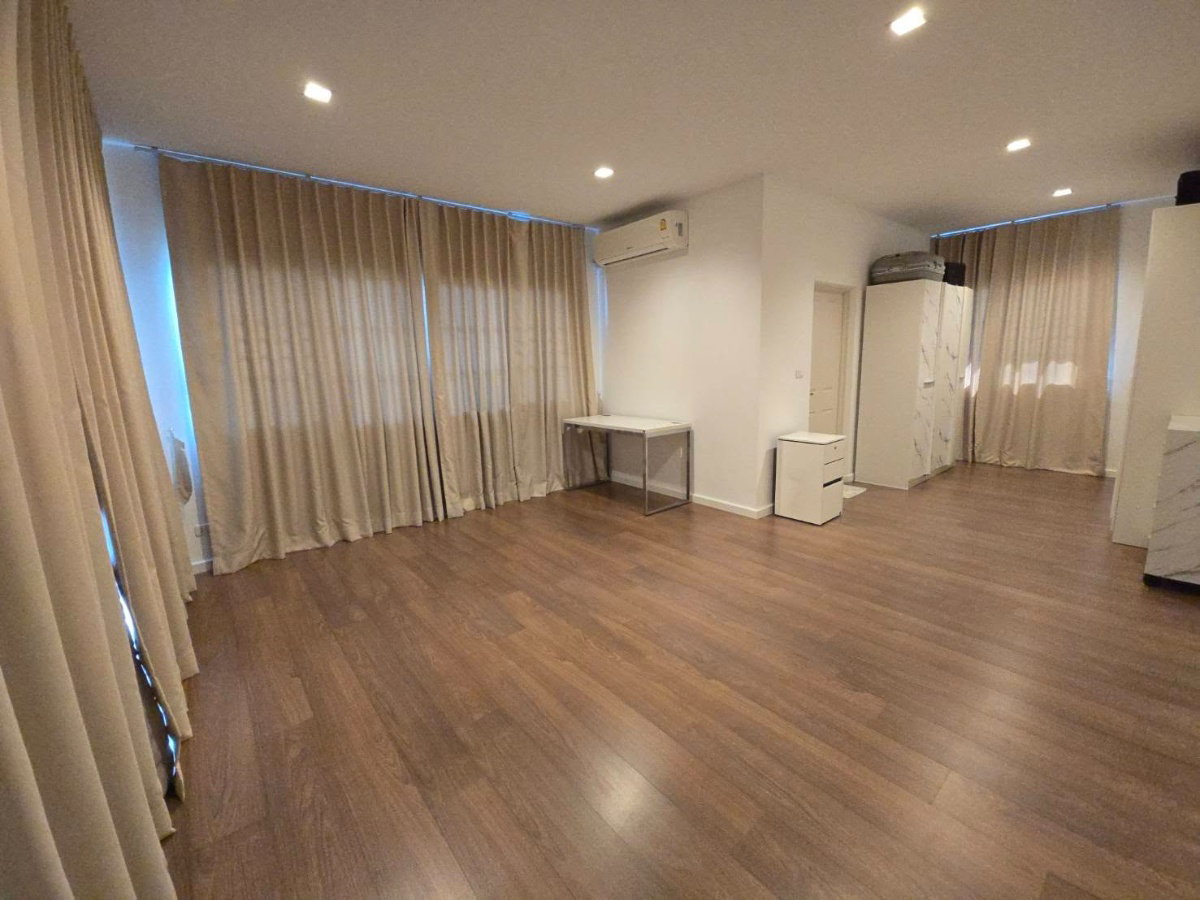 รูป [ขาย] ขายบ้านสไตล์ยุโรป | Casa Grand อ่อนนุช–วงแหวน เฟสพรีเมียมที่สุดของโครงการ - รูปที่ 9/19