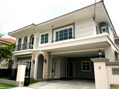 Houses for sale : [For Sale] European style mansion for sale | Casa Grand On Nut-Wongwaen The most premium phase of the project