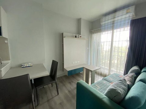 Centric Sea Condominium 1-Bedroom Central Pattaya