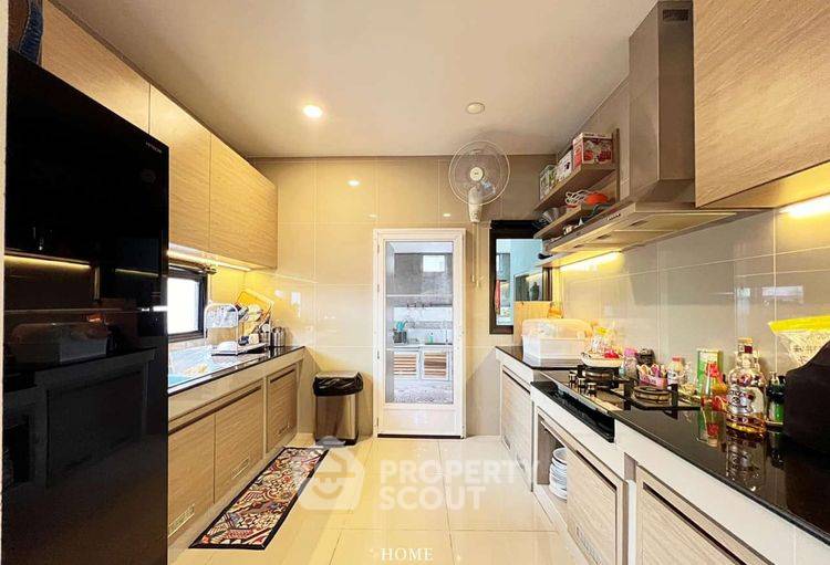 รูป บ้าน 5 ห้องนอน สำหรับขาย บุราสิริ วัชรพล ทำเล อ.เงิน สายไหม พร้อมเลี้ยงสัตว์ได้ (ID 2426934) - รูปที่ 14/15