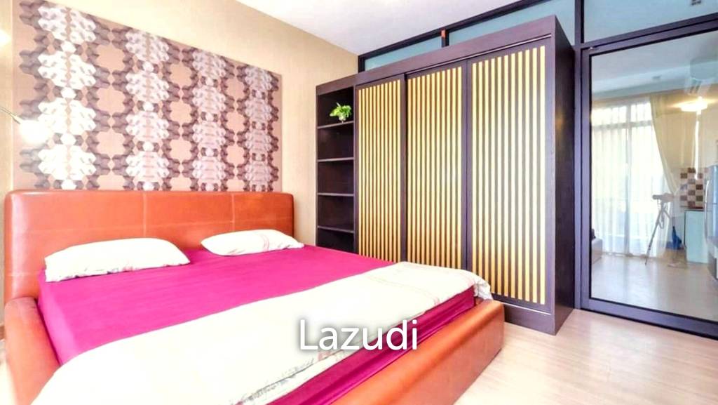 picture 1-Bedroom 1 Bathroom Condo 40 Sq.m. Baan Sathorn Chaopraya - 2/7