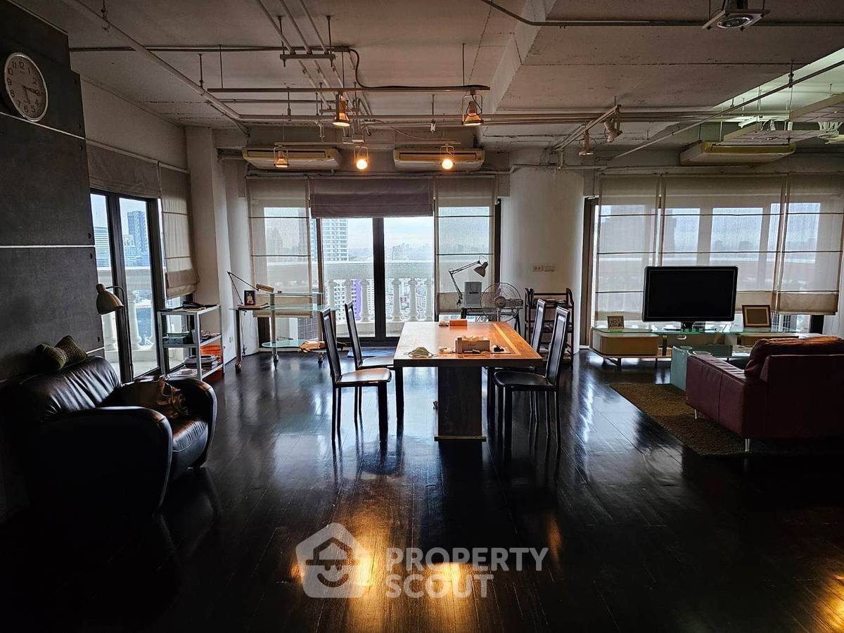รูป คอนโดมิเนียม 2 ห้องนอน ชั้นสูง 40 ชั้น 174 ตร.ม. Nusa State Tower ใกล้ BTS สะพานตากสิน 400 ม. (ID 1854675) - รูปที่ 5/9