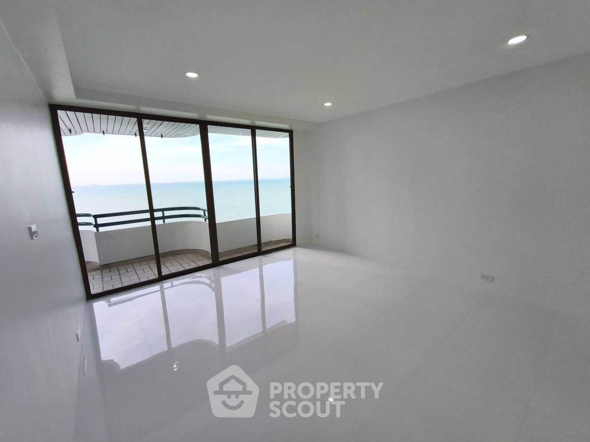 picture Spacious 2-BR 147 Sqm For Sale At Sunset Height (ID 2470696) - 3/7