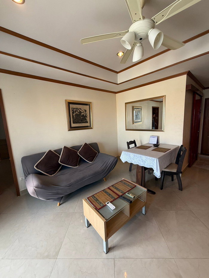 รูป Jomtien Thip Condotel 1 Bedroom for Sale - รูปที่ 2/8