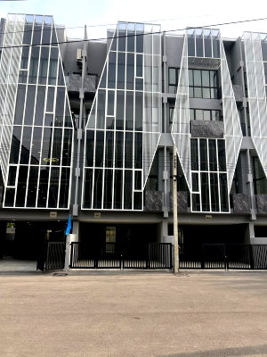 Home office for rent ม.เอเชียอาคเนย์ : Home Office for Rent in front of Bang Khae District Office Empty 4.5-storey unit, move-in ready, in like-new condition