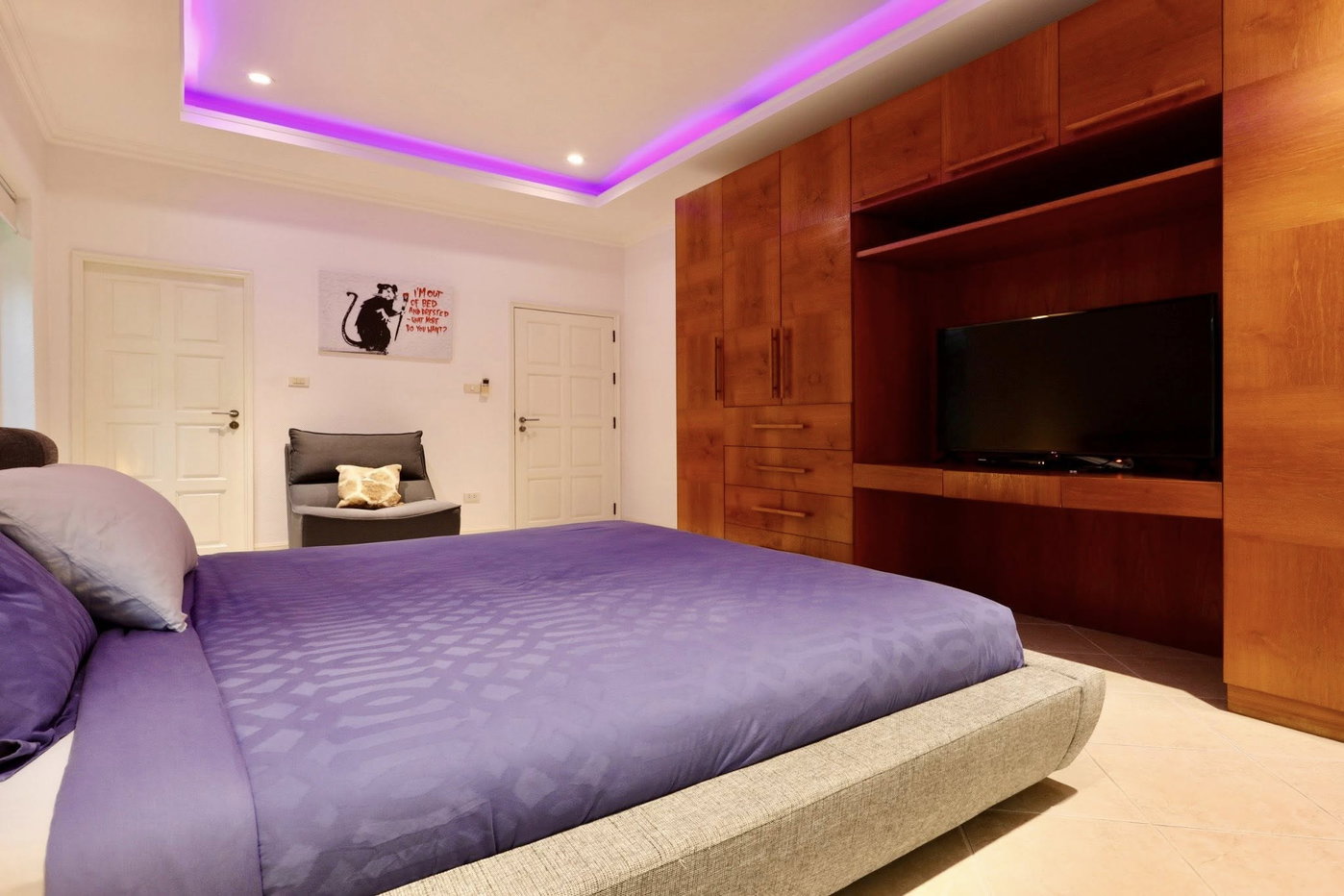 รูป Spacious 6-Bed Luxury Pool Villa for Rent – Prime Jomtien Beach - รูปที่ 17/21