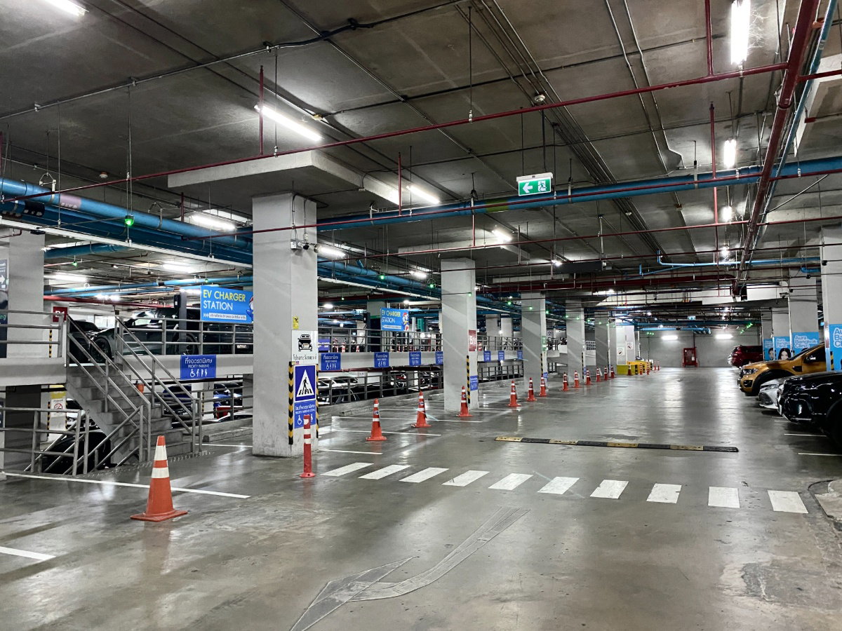 รูป ✨ ให้เช่าพื้นที่ใจกลางทองหล่อ–เอกมัย (Owner Post) 📍 ห้อง 205 | ชั้น 2 | Donki Mall Thonglor - รูปที่ 9/10