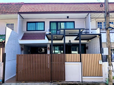 Townhouses for rent Watthana : [Rent] 2-story townhouse, luxuriously decorated, ready to move in, Phra Khanong / Ekkamai area.
