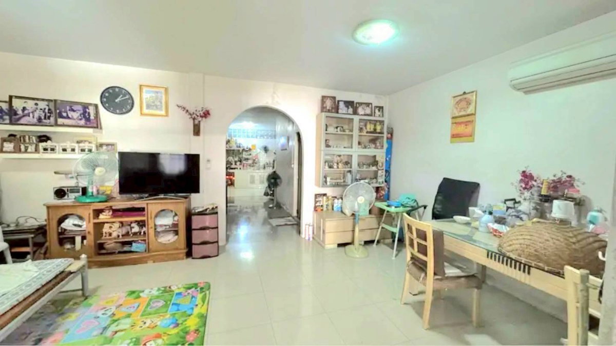 รูป 071AGJD บ้านทำเลแรงสุดในยุคนี้ – ใจกลาง CBD พระรามเก้า!  - รูปที่ 5/7