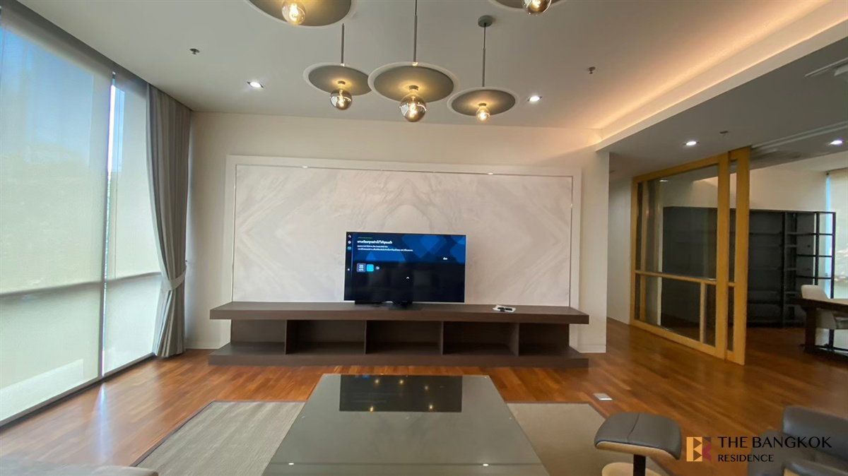 picture  Domus 16 & 18 💎 Spacious Luxury Living 🌟  Near BTS Asoke  - 11/15