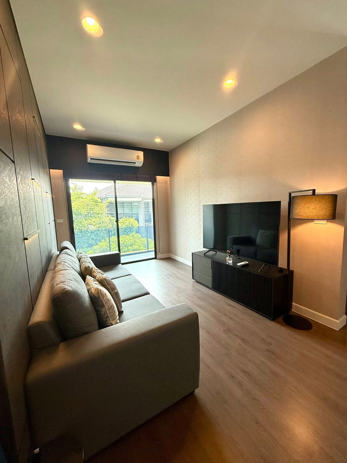 รูป [ให้เช่า] บ้านเดี่ยว : เศรษฐสิริ กรุงเทพกรีฑา 2 | 4 ห้องนอน + ห้องแม่บ้าน ใกล้ Brighton & Wellington - รูปที่ 13/17