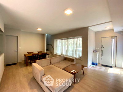 Houses for sale : 2-BR House For Sale In Anya Bangna-Ramkhamhaeng 2, Dokmai (ID 1521210)