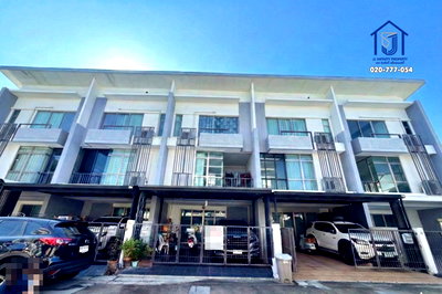 ทาวน์โฮม ถนนเทพรักษ์ : ขายทาวน์โฮม 3 ชั้น หมู่บ้านเพล็กซ์ วัชรพล ซอยร่วมมิตรพัฒนา ใกล้ทางด่วนฉลองรัชเอกมัย-รามอินทรา