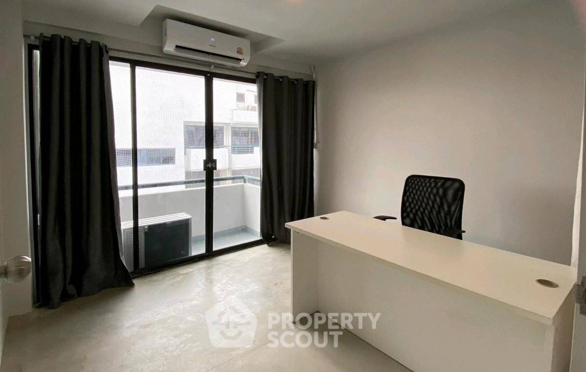 รูป คอนโดให้เช่า 2 ห้องนอน 65 ตร.ม. ที่ Eastwood Park Condominium เขตสวนหลวง (ID 2468785) - รูปที่ 26/33