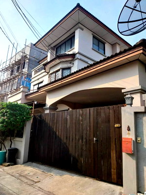 บ้านเดี่ยว BTS ห้าแยกลาดพร้าว : 072AGJD บ้านเดี่ยวสภาพใหม่ ใจกลางพหลโยธิน 24 