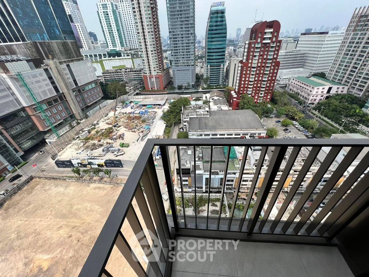 รูป คอนโด 2 ห้องนอน 28 ชิดลม ชั้น 15 พื้นที่ 78 ตร.ม. ใกล้ BTS ชิดลม 300 ม. (ID 1543857) - รูปที่ 3/7