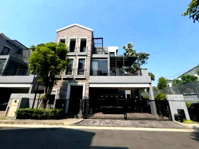 ขายบ้านเดี่ยว : ขายบ้านเดี่ยวหรู Artale Ekkamai – Ramintra 3 ชั้น 59 ตร.ว 390 ตร.ม 5 ห้องนอน 5 ห้องน้ำ