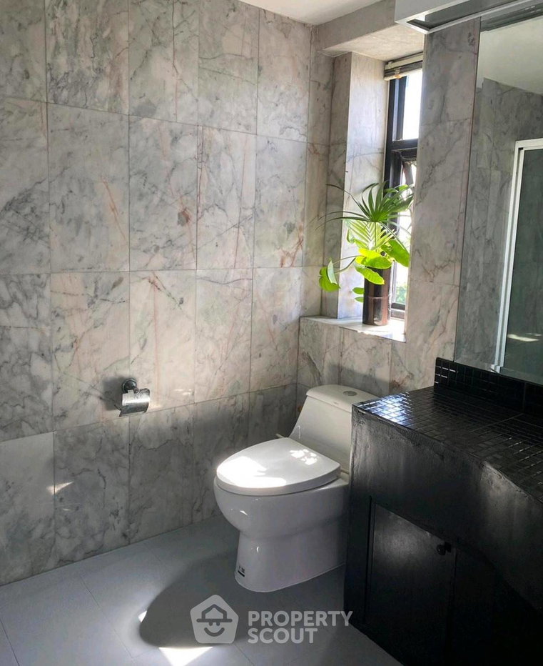 รูป คอนโดให้เช่า 2 ห้องนอน 65 ตร.ม. ที่ Eastwood Park Condominium เขตสวนหลวง (ID 2468785) - รูปที่ 22/33