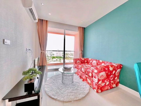Grande Caribbean 1 Bedroom Condo for Sale
