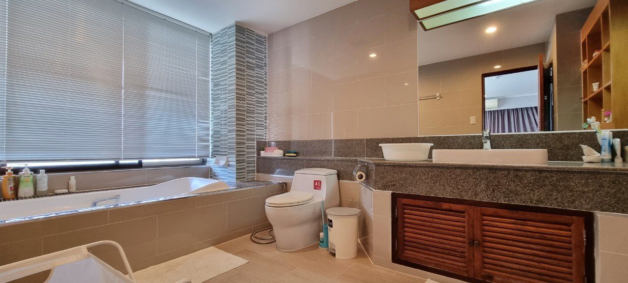 รูป Goldensand Beachside Condominium 3 Beds for Rent - รูปที่ 18/22
