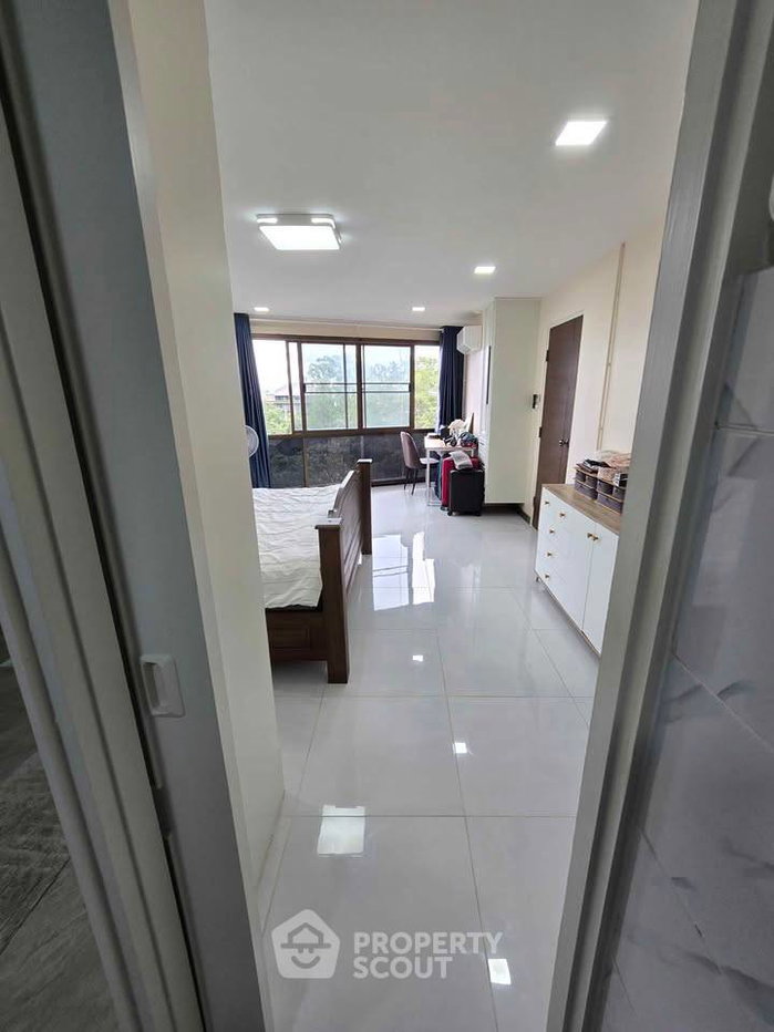 รูป คอนโด 1 ห้องนอน 79 ตร.ม. ขายที่ Hillside Plaza And Condotel 4 (ID 2475647) - รูปที่ 15/19