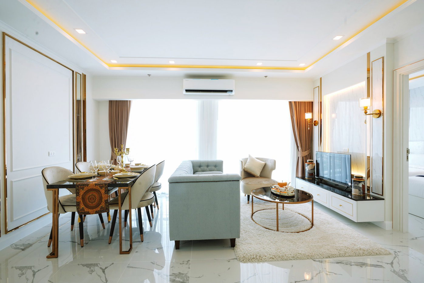 รูป The Empire Tower 2 Bedrooms for Sale - รูปที่ 2/8