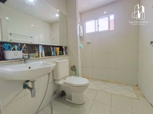 รูป ⭐ บ้านเดี่ยวหลังมุมเซนโทร รัตนาธิเบศร์ 🏡✨ 78.4 ตร.วา ใกล้รถไฟฟ้าเพียง 2 กม.!  - รูปที่ 3/7