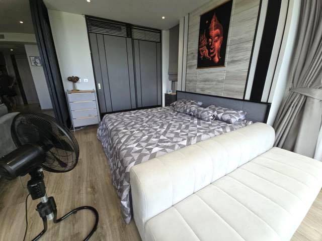 picture 1-Bedroom Sea View Condo for Sale at Andromeda Condominium - 9/12