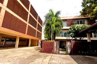 Office for sale Bangkok : For Sales 4-story office building (Sukhumvit 101, Punnavithi Soi 34), No. 1040/19