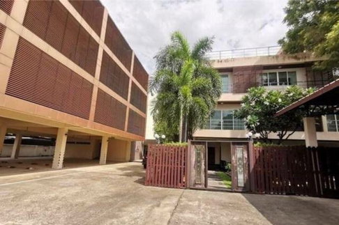 ขาย อาคารสำนักงาน 4 ชั้น (สุขุมวิท 101 ซอยย่อยปุณณวิถี 34) เลขที่ 1040/19