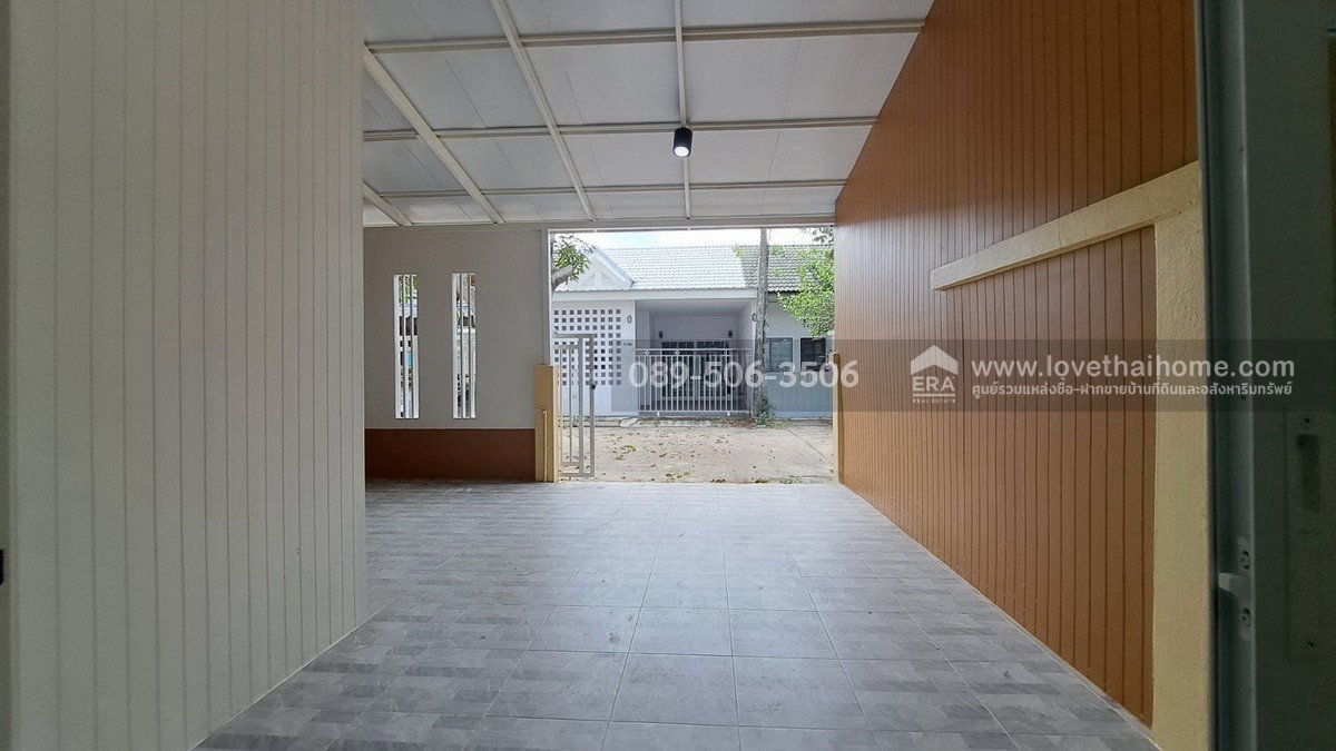 รูป ขายทาวน์เฮ้าส์ หมู่บ้านนริศรา ธัญบุรี คลอง11 ถนนรังสิต-นครนายก พื้นที่ 18 ตรว. ขาย 1.2 ล้านบาท บ้านพร้อมอยู่ รีโนเวทใหม่ทั้งหลัง ฟรีค่าใช้จ่ายวันโอน  - รูปที่ 2/12
