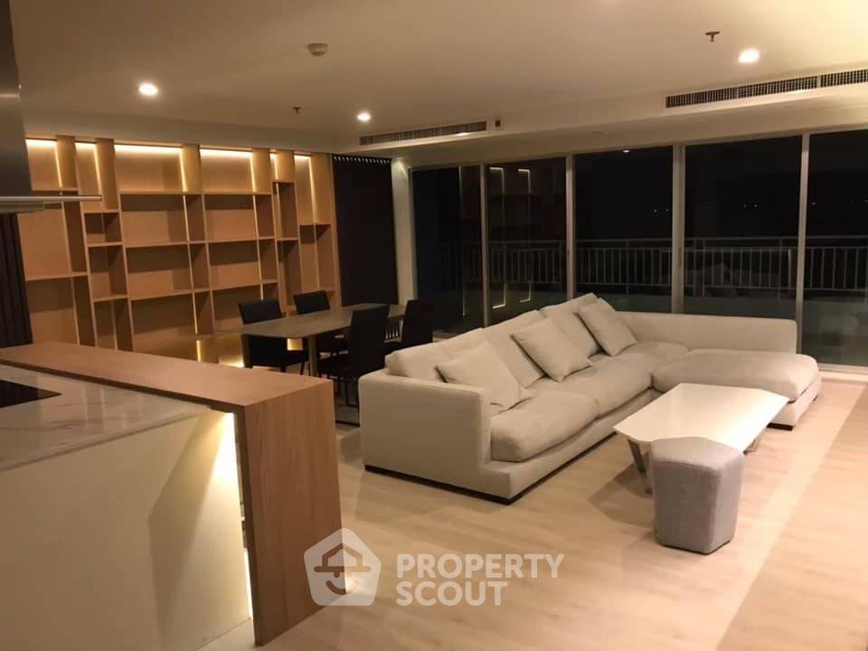 รูป คอนโด 3 ห้องนอน ชั้นสูง 15 | ขนาด 150 ตร.ม. ขาย | ลุมพินี พาร์ค บีช จอมเทียน (จอมเทียน) (ID 1808622) - รูปที่ 2/8
