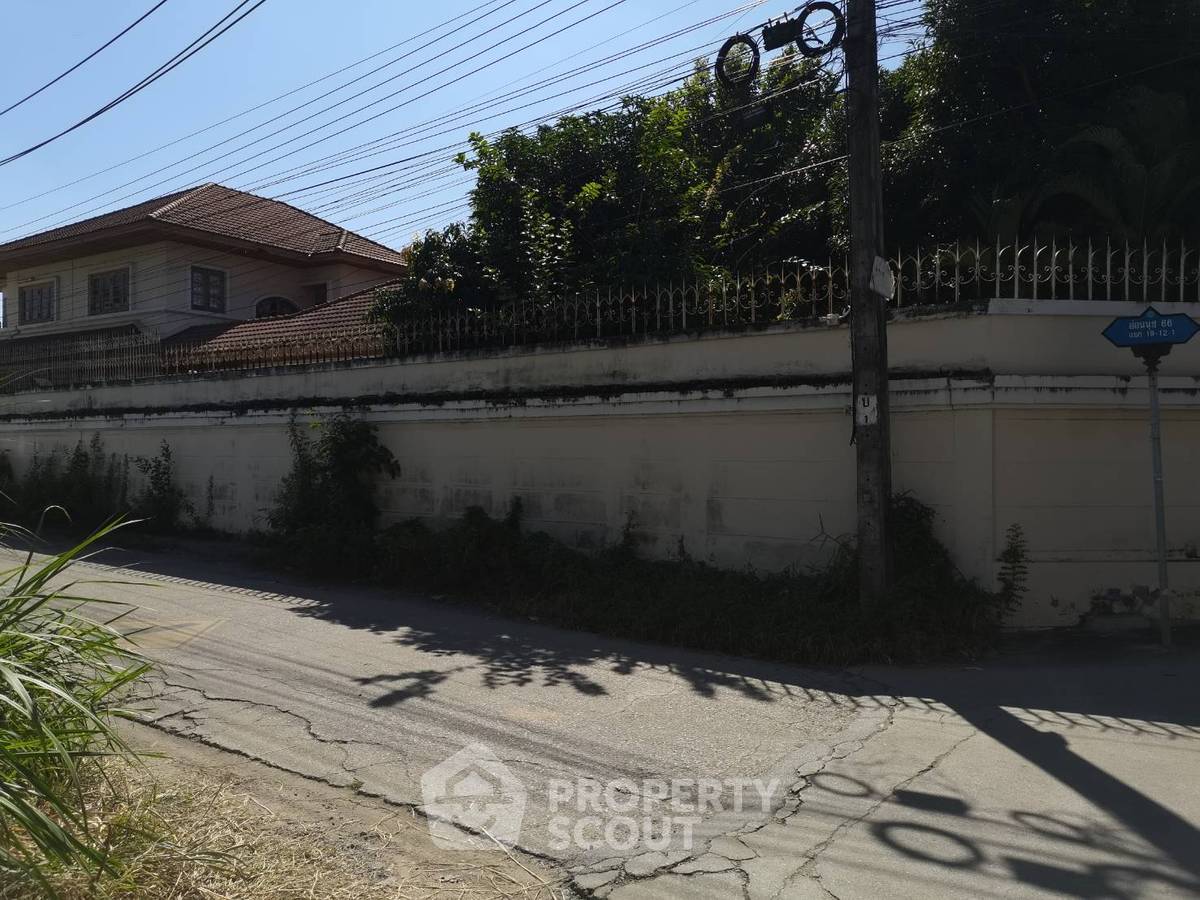 รูป บ้าน 5 ห้องนอน พื้นที่ 900 ตร.ม. สำหรับขาย ในสวนหลวง กรุงเทพมหานคร (ID 2476906) - รูปที่ 21/21