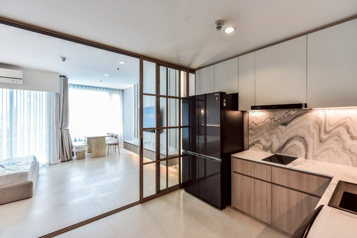 รูป Villa Rachatewi【𝐒𝐄𝐋𝐋 & 𝐑𝐄𝐍𝐓】🔥ห้องโทนสว่าง เรียบหรูแบบคลาสสิก อยู่แล้วให้ความรู้สึกสุภาพและน่าอยู่🔥 ติดต่อไลน์ไอดี: @hacondo - รูปที่ 7/9