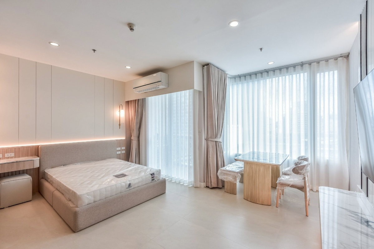 รูป Villa Rachatewi【𝐒𝐄𝐋𝐋 & 𝐑𝐄𝐍𝐓】🔥ห้องโทนสว่าง เรียบหรูแบบคลาสสิก อยู่แล้วให้ความรู้สึกสุภาพและน่าอยู่🔥 ติดต่อไลน์ไอดี: @hacondo - รูปที่ 2/9