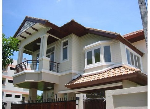 House for rent at Soi Vibhavadi 58 near Bangkok Advent School (Unfurnished)