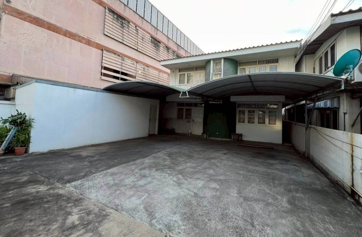 รูป 086AGJDบ้านเดี่ยว บนทำเล ลาดพร้าว 83 - รูปที่ 1/7