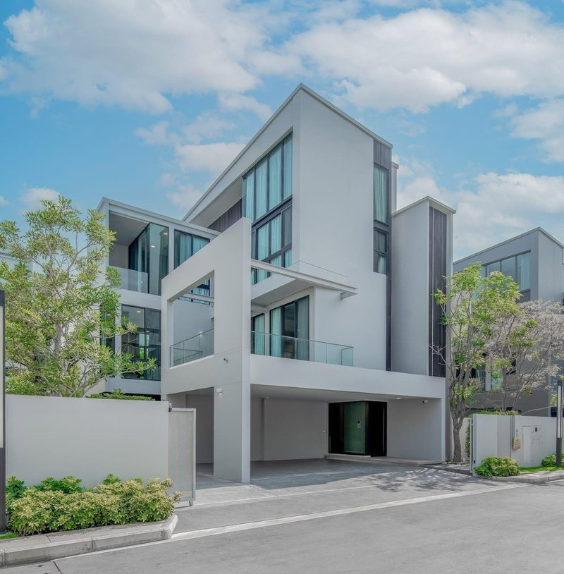 Houses for rent : P0403 Urgent Rental – Luxury Detached House with Private Elevator VIVE 2 Krungthep Kreetha