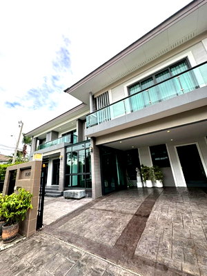 บ้านเดี่ยว ถนนสุขุมวิท : P0387 ขายบ้านหรู The Palm Pattanakarn (เดอะ ปาล์ม พัฒนาการ)