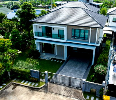 ขายบ้านเดี่ยว : ขายบ้านเดี่ยวหลังมุม โครงการ เดอะ ซิตี้ บรมราชชนนี-ทวีวัฒนา โครงการอยู่ใกล้ถนนใหญ่บรมราชชนนี เข้า-ออก เมืองสะดวก ราคานี้หาไม่ได้แล้ว 102.8 ตารางวา!
