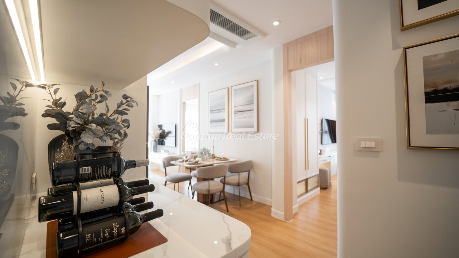 picture 🛏️ 2 Bed - 🛁 2 Bath - 🏙️ Sea View - 🇹🇭 THAI name - 🏢 Seaspire Jomtien Pattaya - Ref: SEAJ05 - 16/25