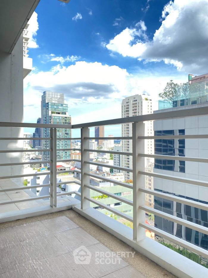 รูป คอนโด 2 ห้องนอน ชั้น 18 Siri Residence Sukhumvit ห่าง BTS พร้อมพงษ์ 200 เมตร (ID 823977) - รูปที่ 20/24