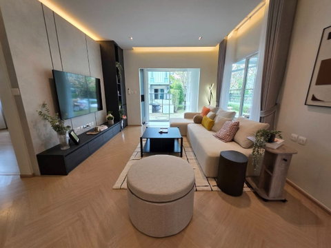 🏡 ให้เช่าบ้านเดี่ยวหมู่บ้าน วิลลาจจิโอ 3 ศรีนครินทร์-บางนา ตกแต่งสวย ใกล้ Mega Bangna, (ST-02)