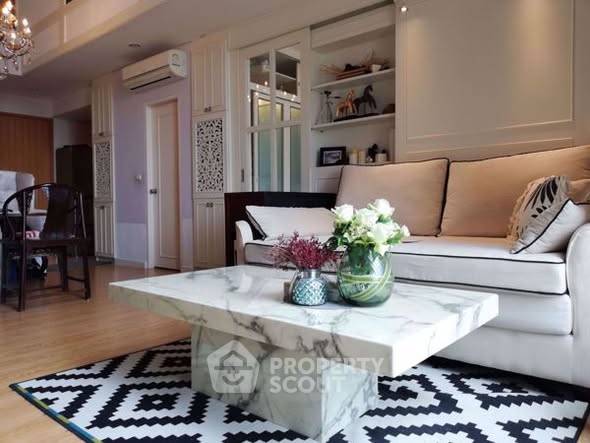 รูป คอนโดให้เช่า 2 ห้องนอน ชั้นต่ำ Villa Asoke ใกล้ MRT เพชรบุรี 200 เมตร (ID 2483183) - รูปที่ 2/12